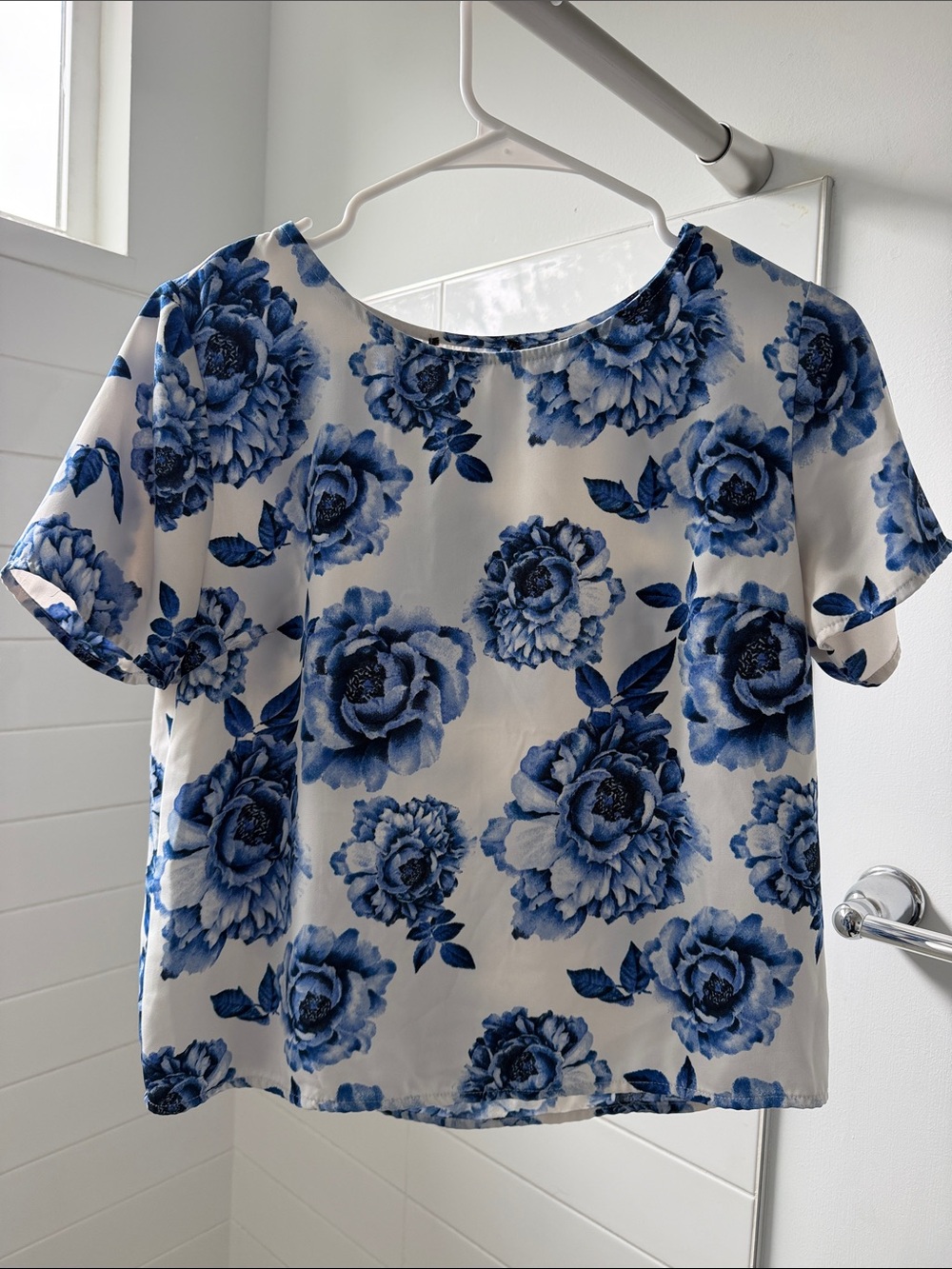 Blue Floral Short-Sleeve Women's Top